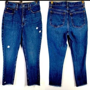 COPY - Abercrombie & Fitch Distressed High Rise Mom Jean Raw Hem SZ 25 / 0